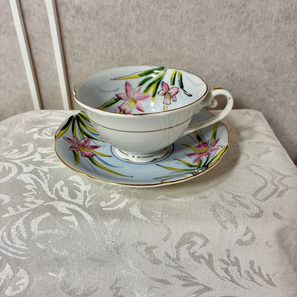 Vintage Occupied Japan Hand Painted Floral Teacup and Saucer Set Gold Trim Pink